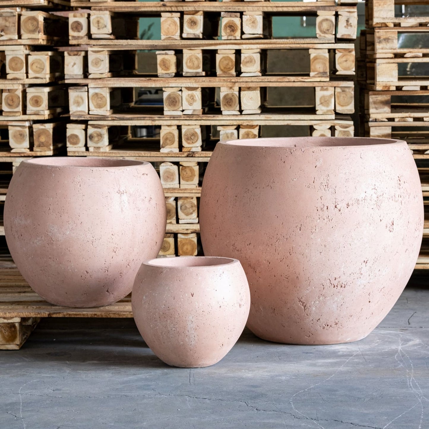 Orbello | Blushstone – 70cm Extra Large Concrete Sphere Planter – 207L Round Plant Pot