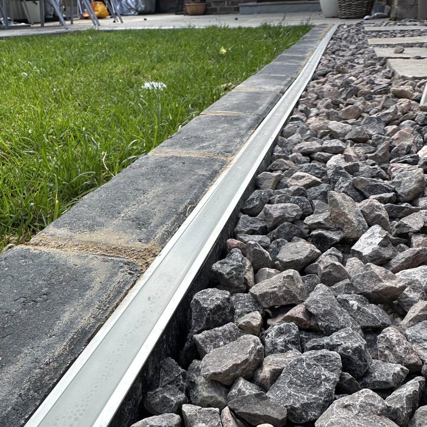 Gravel & Lawn Edging